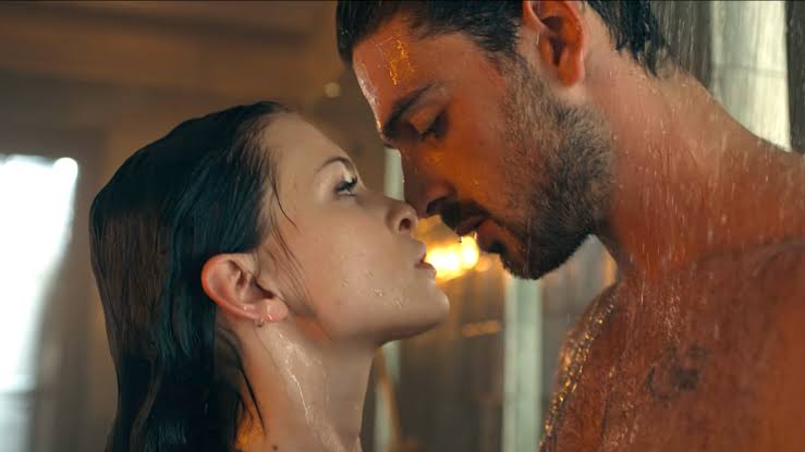 7 Must-Watch Romantic Movies for Couples 3 IMG 4339