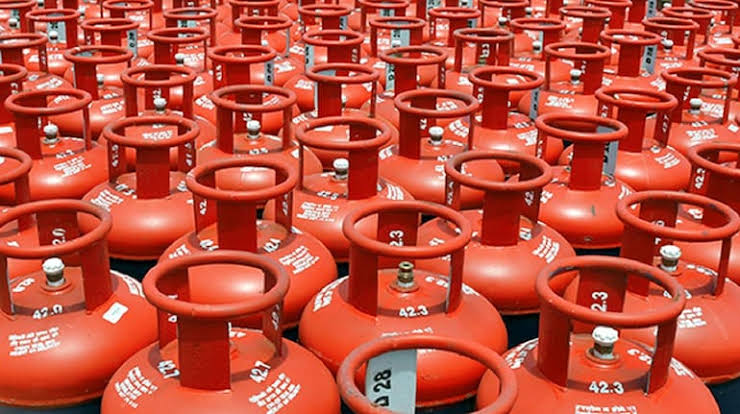 LPG Cylinder Prices Increased by ₹50: What It Means for Indian Households 2 LPG Cylinder Prices Increased by ₹50: What It Means for Indian Households