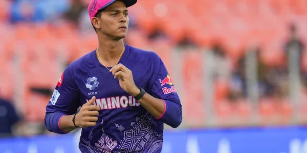 Yashasvi Jaiswal's Gravity-Defying Catch Steals the Limelight from Rashid Khan's 'No-Look' Panache