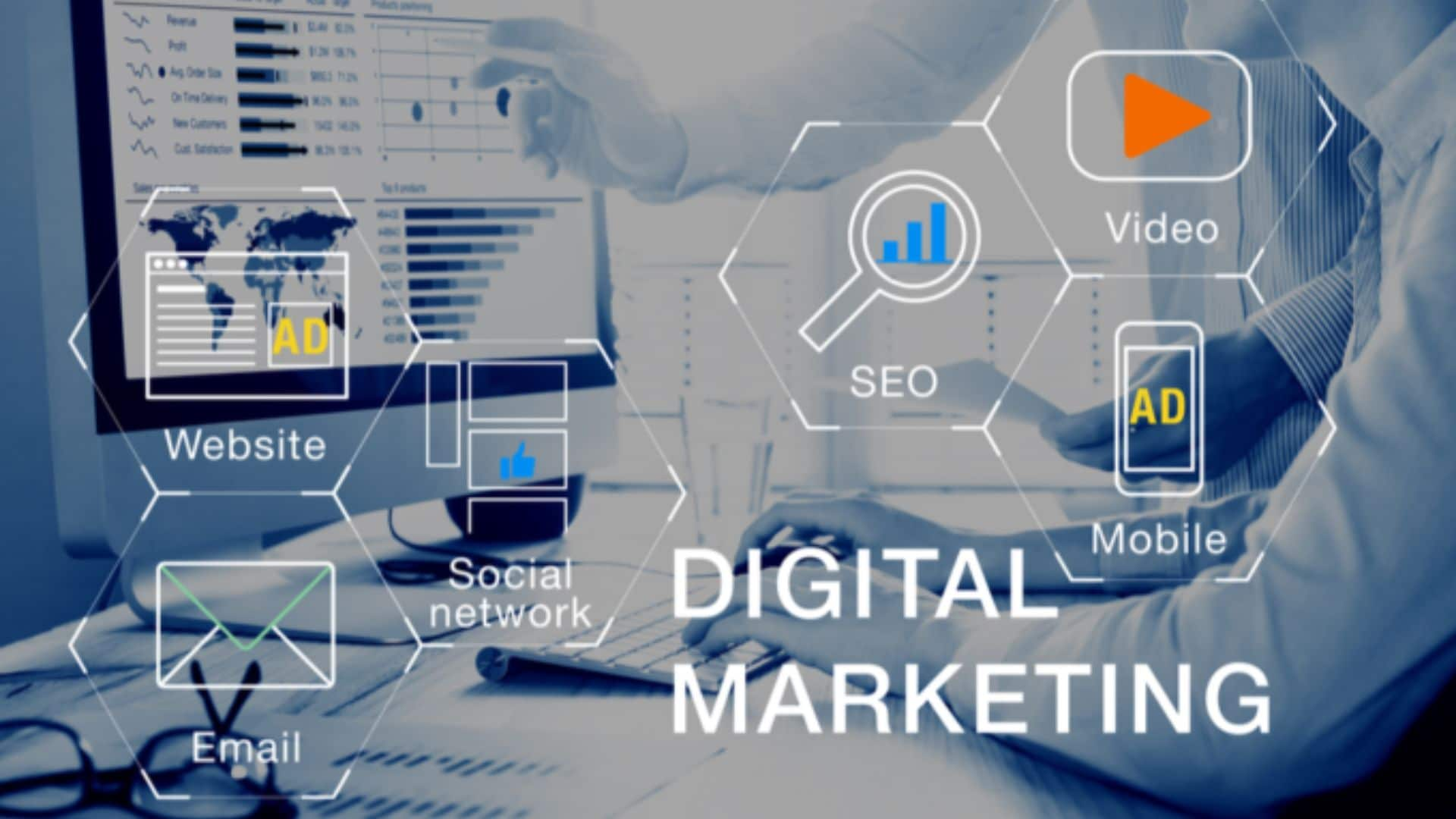 Why Digital Marketing Is Still a High-Demand Blog Niche in 2025